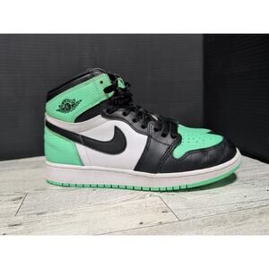 Nike Air Jordan 1 Mint Green Black High Top Boys Sneakers Sz 6.5Y or Women Sz 8